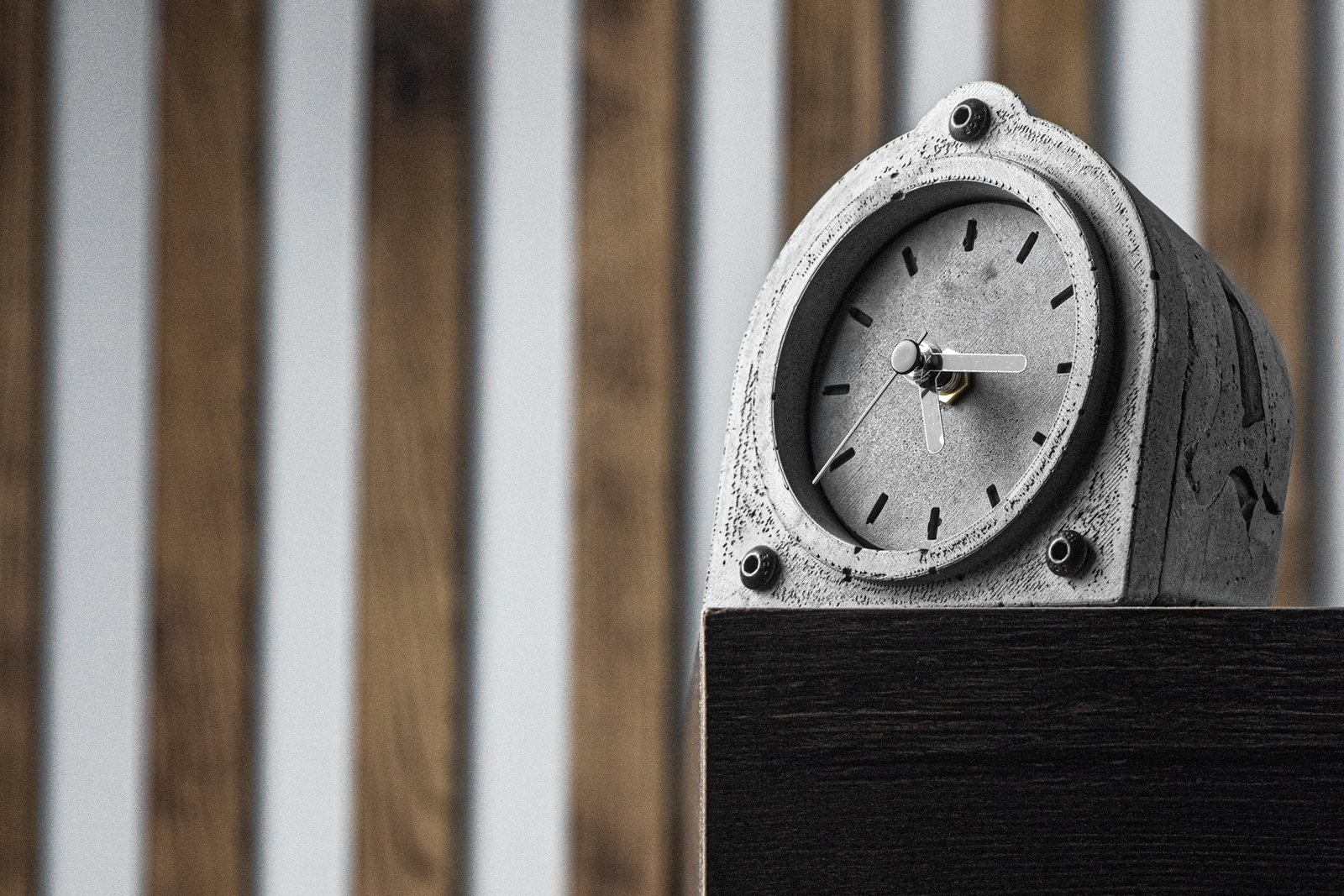 Stalo laikrodis - Image 2